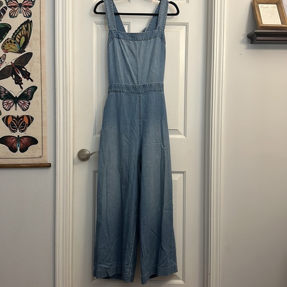 Madewell Denim chambray Apron Bow-Back Jumpsuit size 10 - Picture 3 of 6